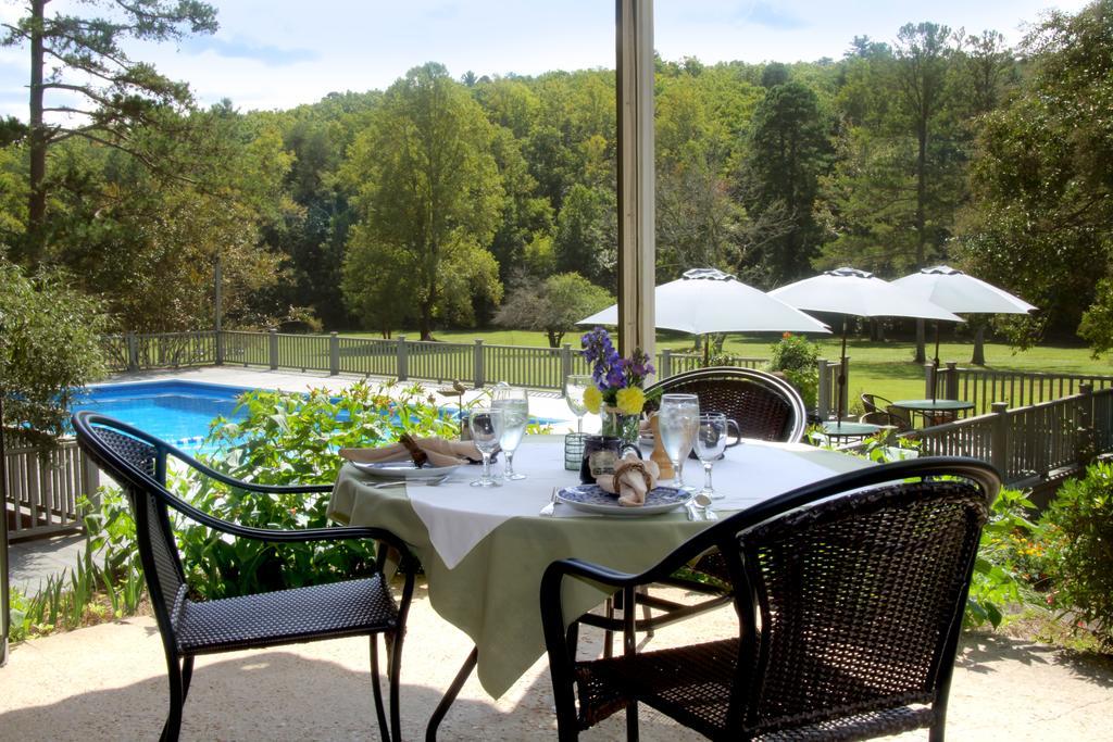 Glen-Ella Springs Hotel & Restaurant Clarkesville Eksteriør billede