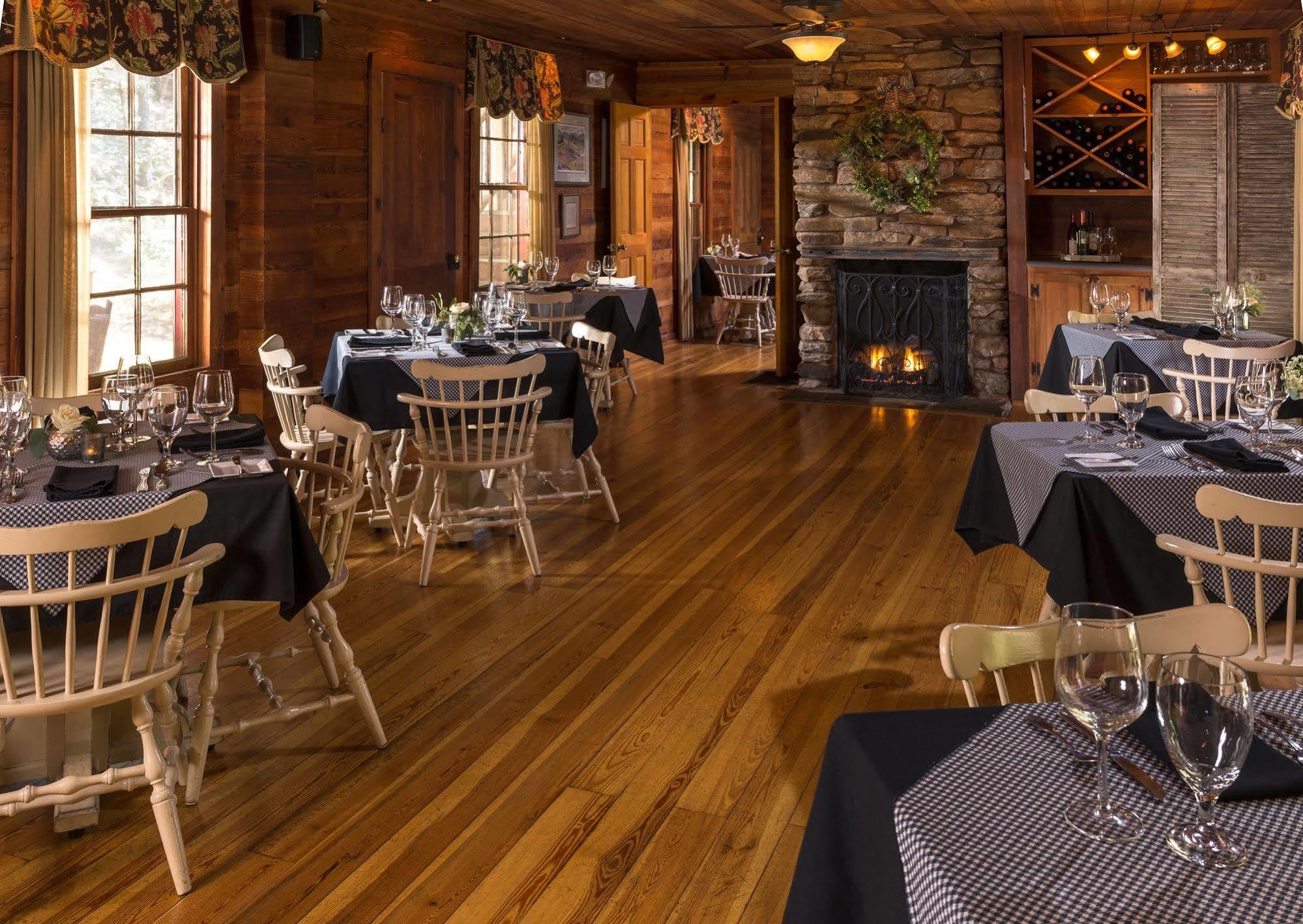 Glen-Ella Springs Hotel & Restaurant Clarkesville Eksteriør billede
